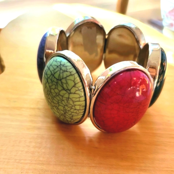 Fashion Multi-Gem Bracelet - Picture 2 of 5